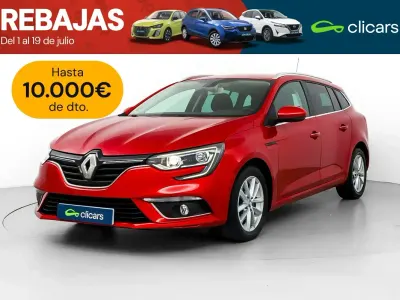 Usado Renault Mégane GrandTour 110 CV (80 kW) 2017 Rojo Familiar