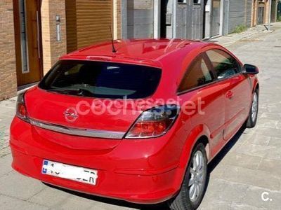 Opel Astra GTC