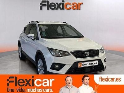 Usado Seat Arona Ecomotive 95 CV (69 kW) 2018 Blanco SUV