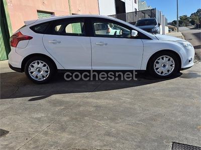 Blanco Usado 2011 Ford Focus Trend Berlina | 4500 € (Precio justo)