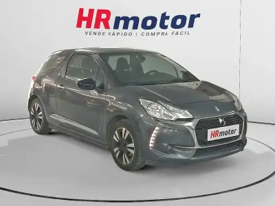 Usado DS Automobiles DS3 82 CV (60 kW) 2016 Gris Utilitario