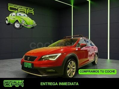 Usado Seat Leon 4Drive 184 CV (135 kW) 2015 Rojo Familiar