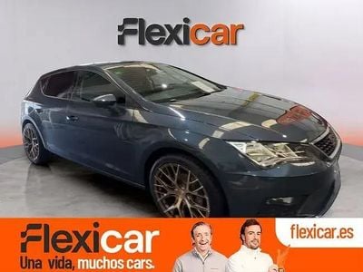 Usado Seat Leon Style 115 CV (84 kW) 2020 Gris