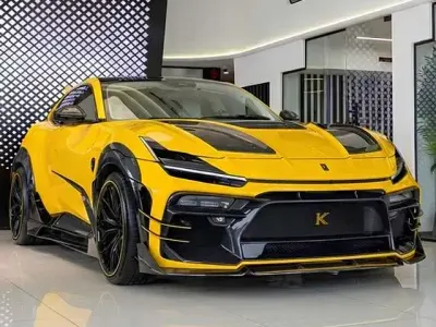 Usado Ferrari Purosangue 725 CV (533 kW) 2024 Amarillo SUV