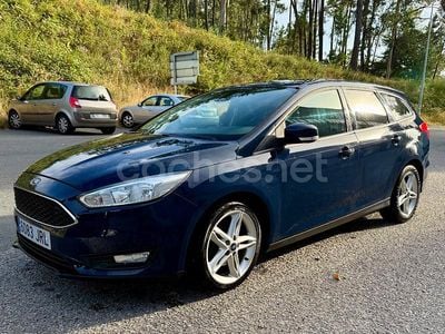 Usado Ford Focus Business Edition 120 CV (88 kW) 2016 Azul Familiar