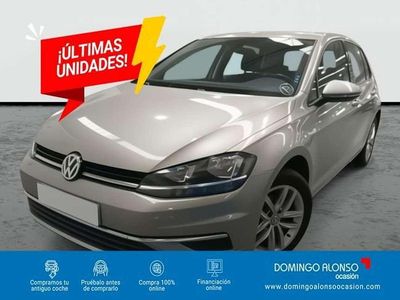 Usado VW Golf VII 116 CV (85 kW) 2019 Plateado Berlina