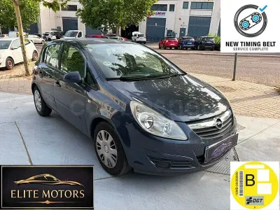Usado Opel Corsa Cosmo 75 CV (55 kW) 2007 Gris / plata Utilitario