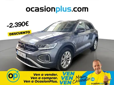 Usado VW T-Roc Life 150 CV (110 kW) 2023 Gris SUV
