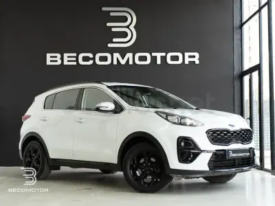 Usado Kia Sportage 136 CV (100 kW) 2022 Blanco SUV