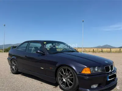 Usado BMW 325 190 CV (139 kW) 1996 Violeta / lila Coupe