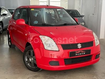 Rojo Usado 2008 Suzuki Swift GL Berlina | 5990 € (Un poco caro)