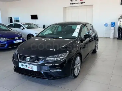 Usado Seat Leon FR 125 CV (91 kW) 2018 Negro Berlina