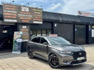Usado DS Automobiles DS7 Crossback 130 CV (95 kW) 2021 Gris / plata SUV