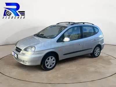Usado Chevrolet Tacuma SX 106 HP (77 kW) 2004 Cinzento Monovolume