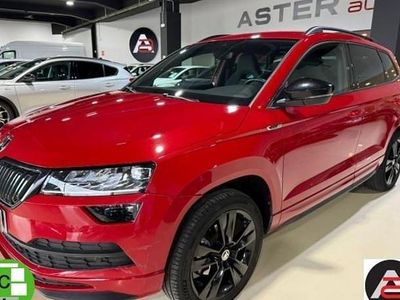 Usado Skoda Karoq SportLine 150 CV (110 kW) 2021 Rojo SUV