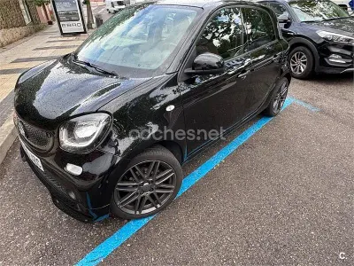 Käytetty Smart ForFour
