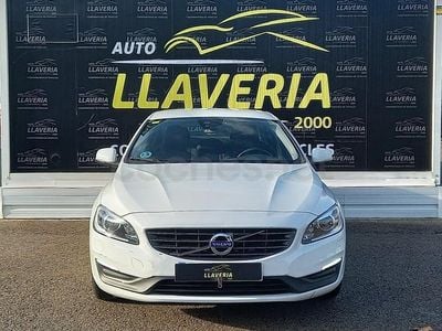 Blanco Usado 2017 Volvo V60 Momentum Familiar | 15.490 € (Precio justo)