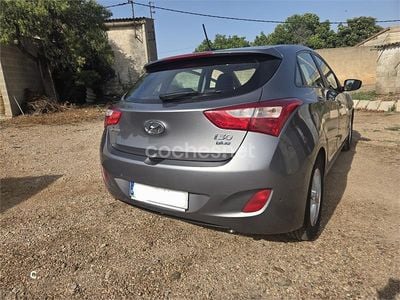 Gris / plata Usado 2013 Hyundai i30 Berlina | 9500 € (Precio justo)