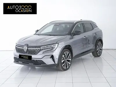 Usado Renault Austral Iconic 200 CV (147 kW) 2023 Gris / plata SUV