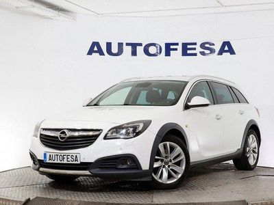 Usado Opel Insignia Country Tourer S 170 CV (125 kW) 2016 Blanco Familiar