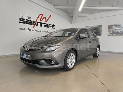 Toyota Auris Hybrid