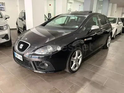 Usado Seat Leon FR 170 CV (125 kW) 2009 Negro Utilitario