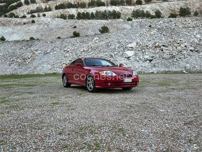 Usado Hyundai Coupé 167 CV (122 kW) 2003 Rojo Coupe