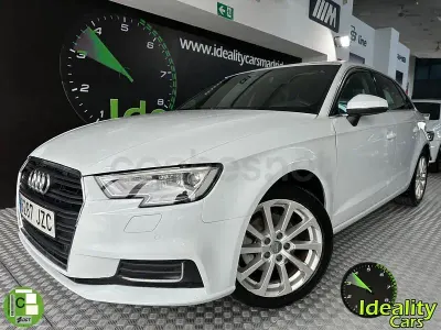 Usado Audi A3 116 CV (85 kW) 2017 Blanco Berlina