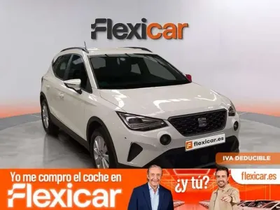 Usado Seat Arona Reference 95 CV (69 kW) 2022 Blanco SUV