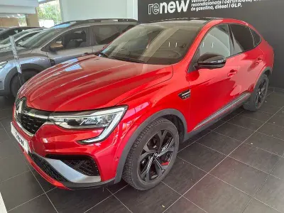 Usado Renault Arkana R.S. 140 CV (102 kW) 2022 Rojo SUV