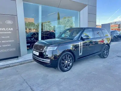 Usado Land Rover Range Rover SE 440 CV (323 kW) 2023 Negro SUV