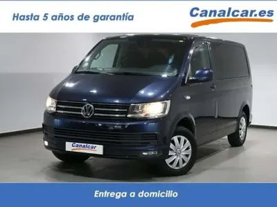 Usado VW Multivan Startline 102 CV (75 kW) 2016 Azul Monovolumen