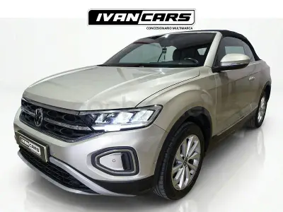 Usado VW T-Roc Style 110 CV (80 kW) 2022 Beige SUV