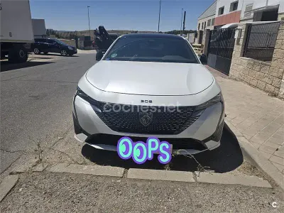 Usado Peugeot 308 GT 130 CV (95 kW) 2022 Blanco Berlina