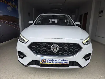 Usado MG ZS Luxury 106 CV (77 kW) 2022 Blanco SUV