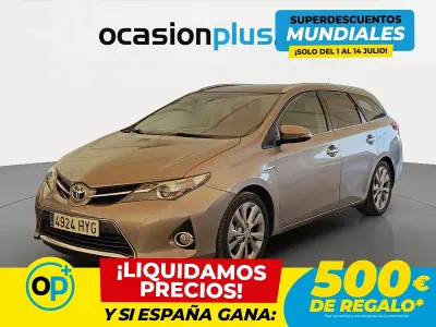 Usado Toyota Auris Hybrid