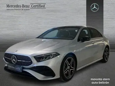 Nuevo Mercedes A180 136 CV (100 kW) 2025 Plata hightech Berlina