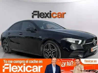 Usado Mercedes A180 136 CV (100 kW) 2022 Negro Berlina
