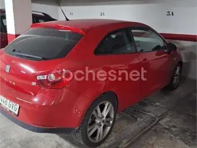 Usado Seat Ibiza SC Style 105 CV (77 kW) 2010 Rojo Utilitario