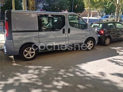 Gris / plata Usado 2019 Renault Trafic Monovolumen | 5400 €