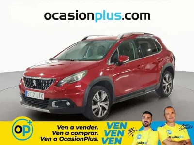 Usado Peugeot 2008 Allure 120 CV (88 kW) 2016 Rojo SUV