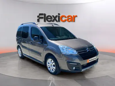 Usado Citroën Berlingo 120 CV (88 kW) 2018 Marrón Monovolumen