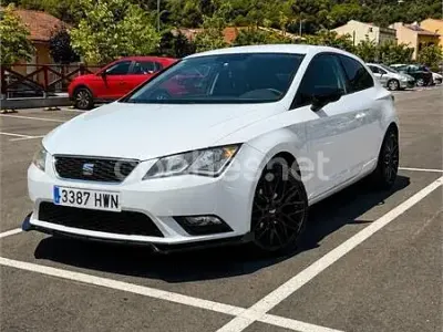 Usado Seat Leon SC Style 105 CV (77 kW) 2014 Blanco Utilitario