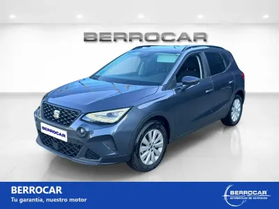 Usado Seat Arona Style 115 CV (84 kW) 2025 Gris SUV
