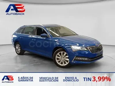 Usado Skoda Superb Style 218 CV (160 kW) 2021 Azul Familiar