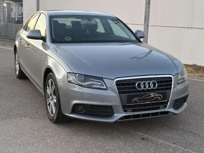 Usado Audi A4 143 CV (105 kW) 2009 Gris Familiar