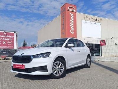 Blanco Usado 2022 Skoda Fabia Ambition Utilitario | 14.450 € (Precio justo)