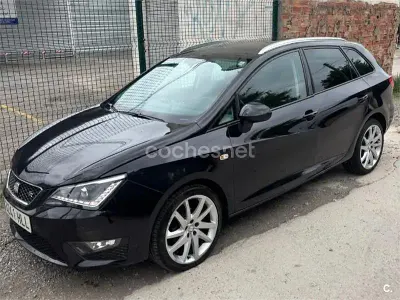 Usado Seat Ibiza ST Style 105 CV (77 kW) 2012 Negro Familiar