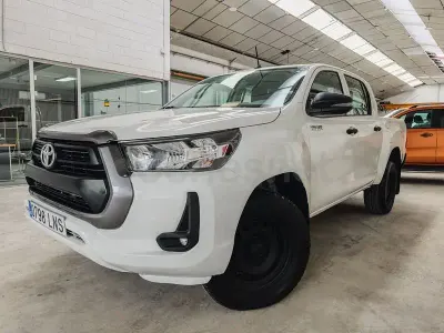 Usado Toyota HiLux 150 CV (110 kW) 2018 Blanco Pickup/Camioneta