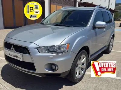 Usado Mitsubishi Outlander Motion 156 CV (114 kW) 2010 Blanco SUV